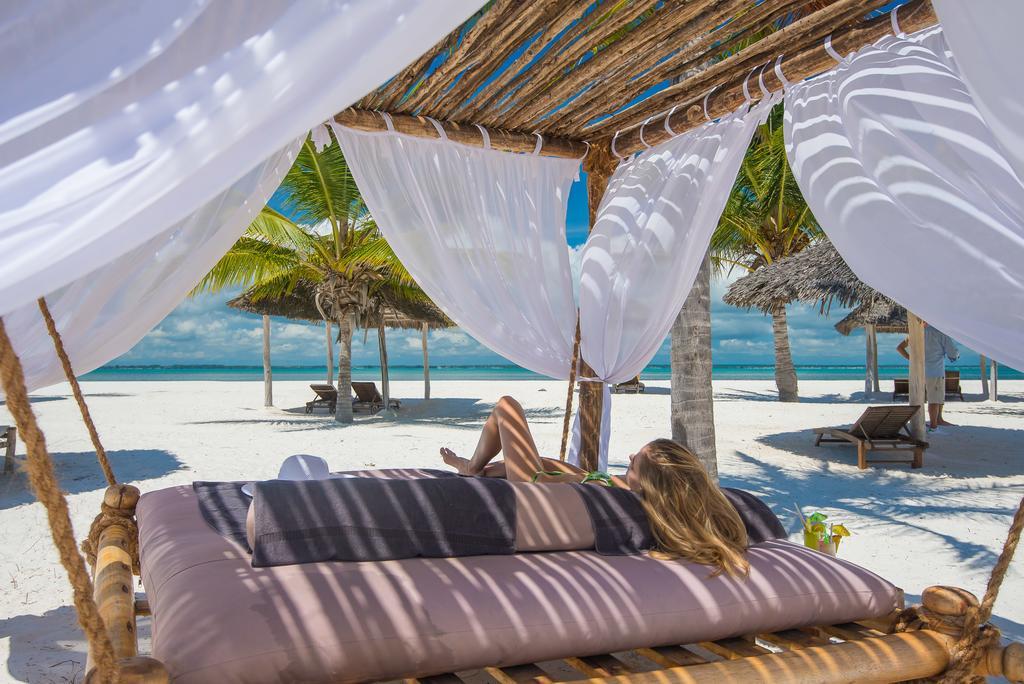 Konokono Beach Resort And Isaraya Luxury Overwater Villas Michamvi Kültér fotó