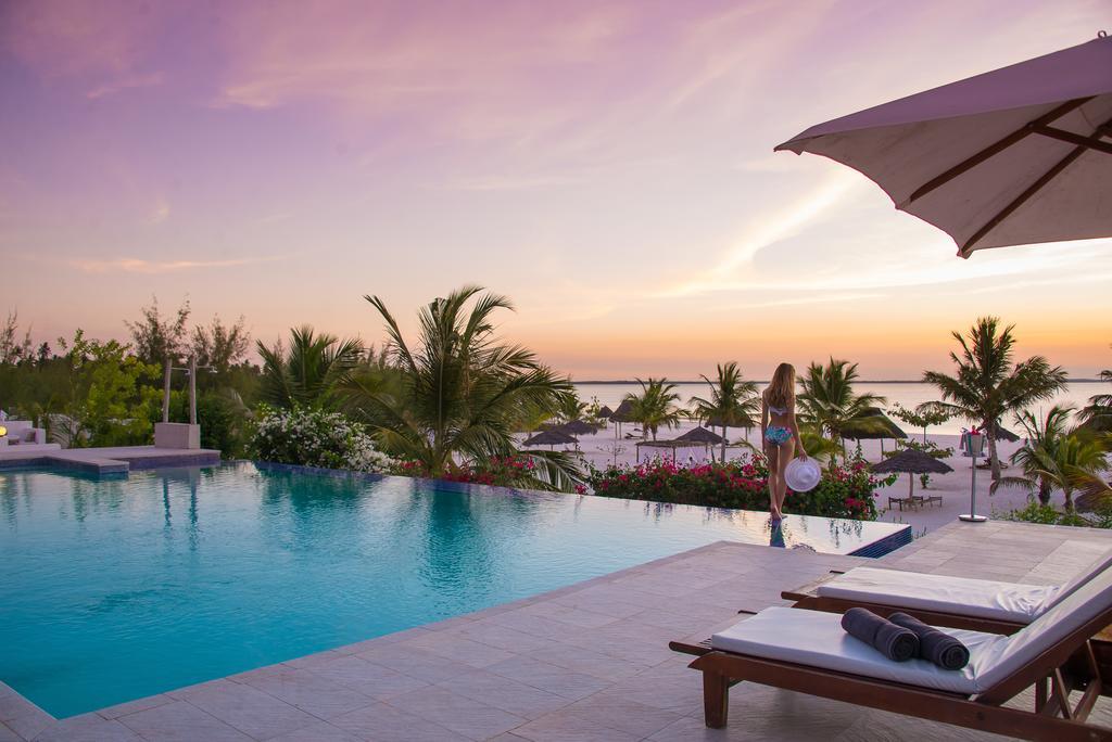 Konokono Beach Resort And Isaraya Luxury Overwater Villas Michamvi Kültér fotó