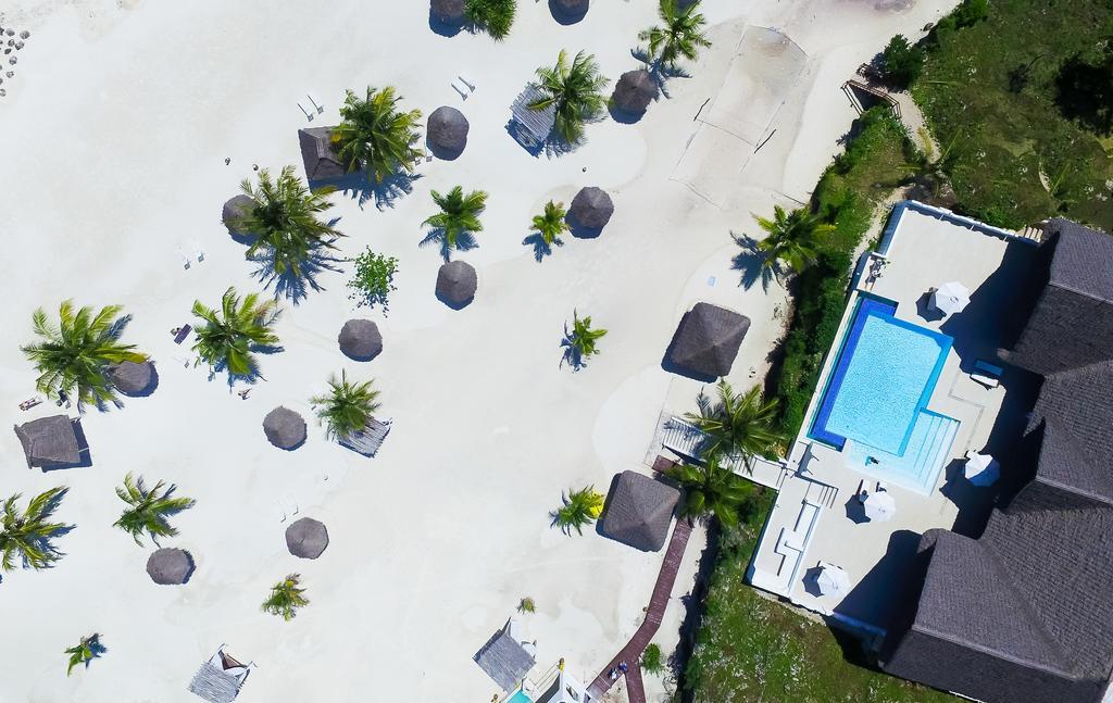 Konokono Beach Resort And Isaraya Luxury Overwater Villas Michamvi Kültér fotó
