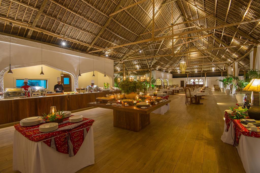 Konokono Beach Resort And Isaraya Luxury Overwater Villas Michamvi Kültér fotó